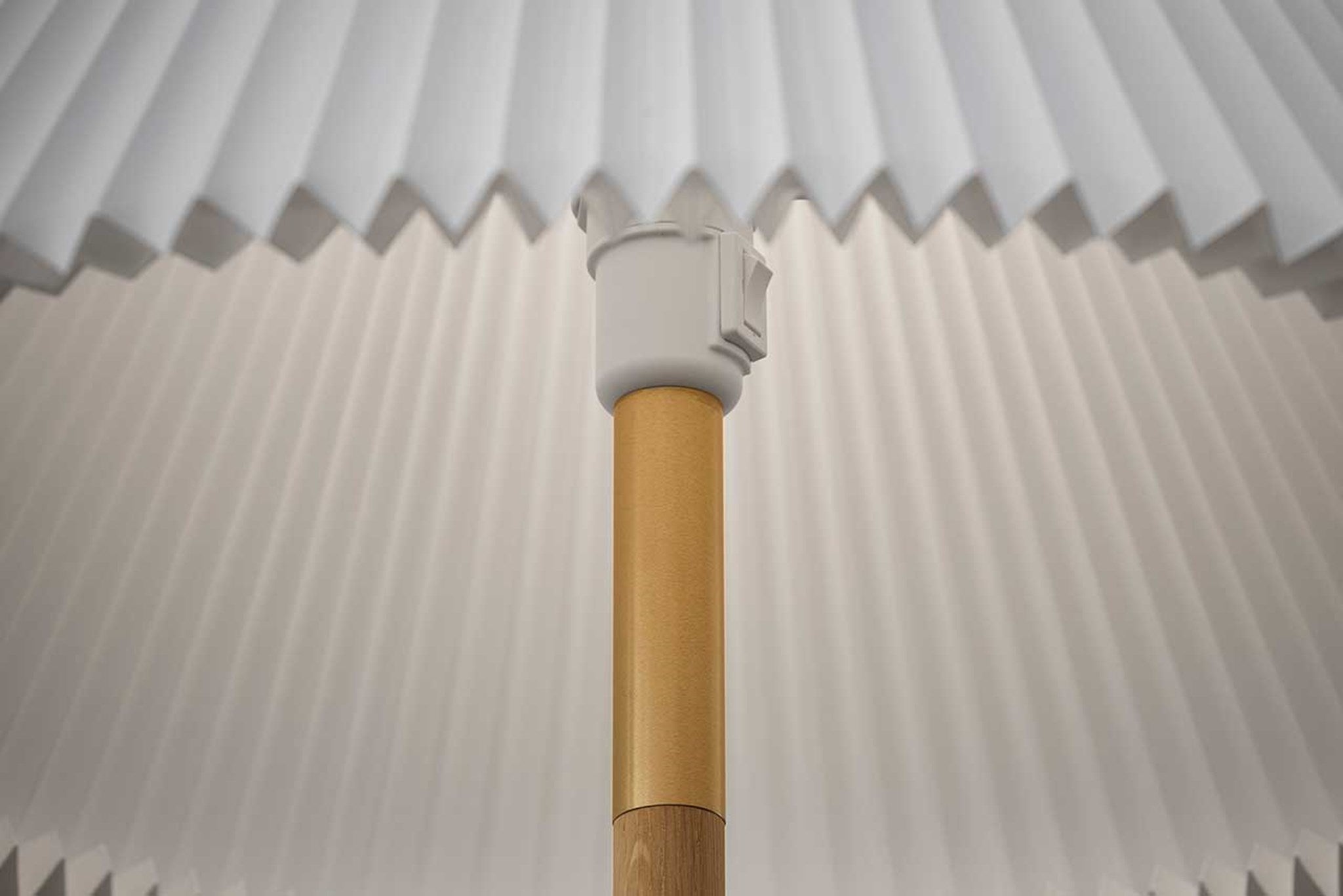 LeKlint328_floor_lamp_lightoak_details3